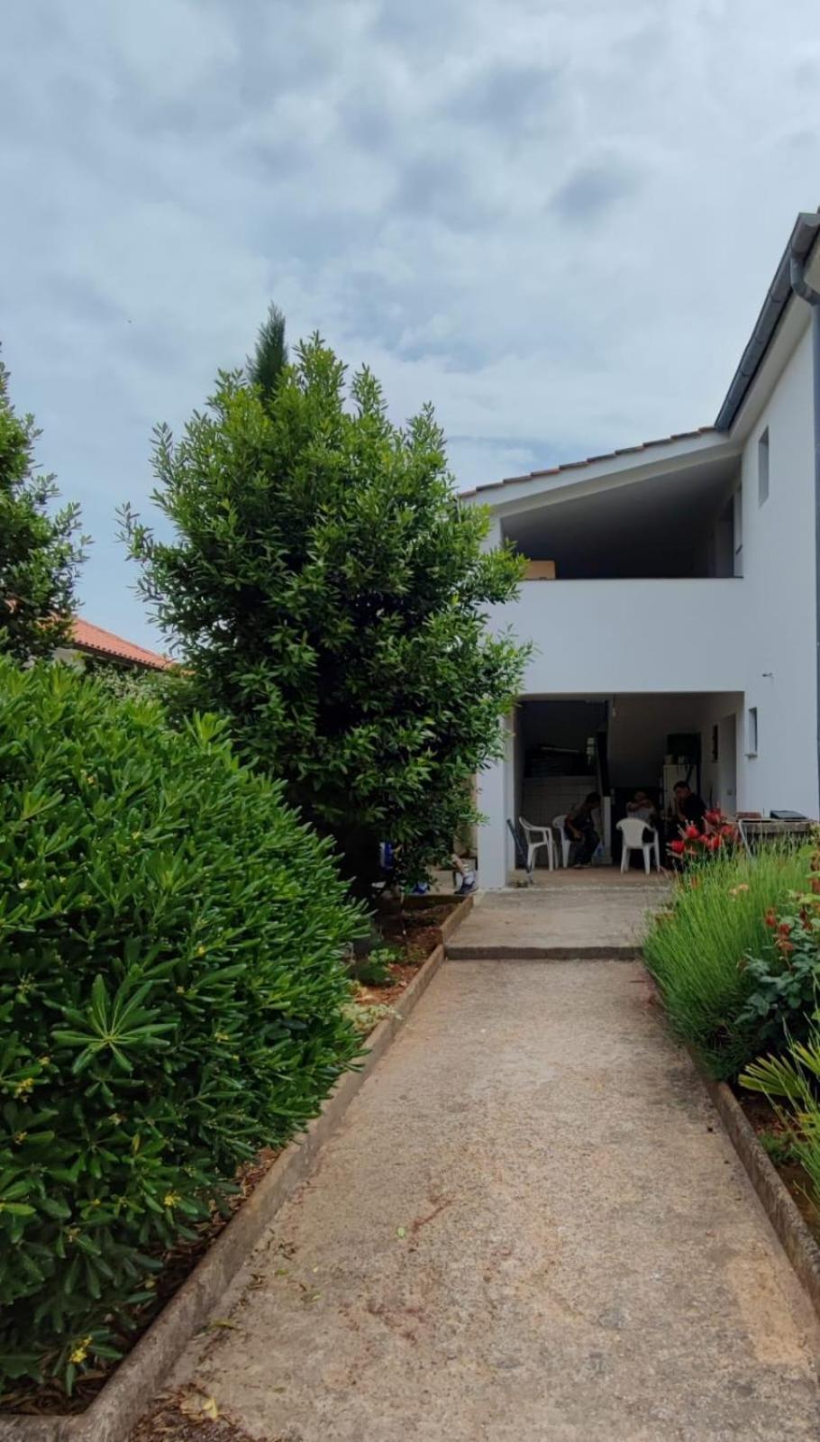 Apartmani 1 Pinezici Екстериор снимка