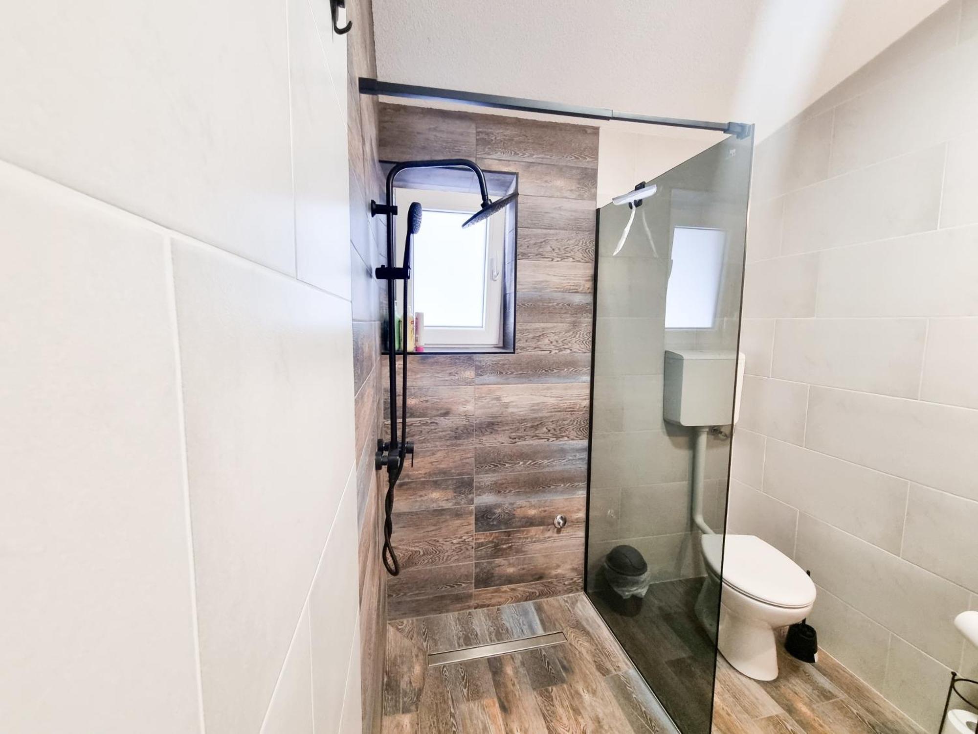 Apartmani 1 Pinezici Екстериор снимка