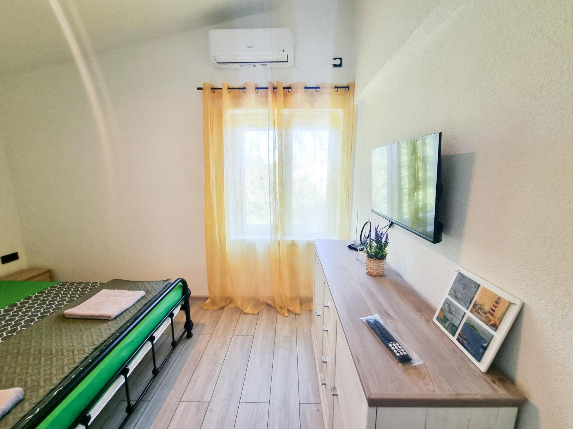 Apartmani 1 Pinezici Екстериор снимка